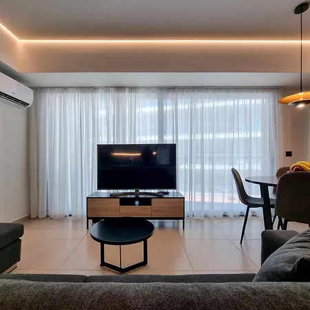 Akti Apartment *